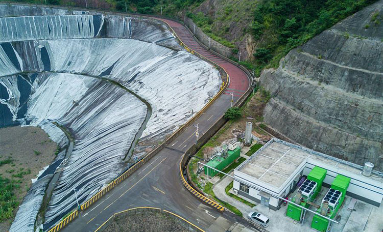 鋪設HDPE国产AV麻豆系列膜擠壓熔焊機的技術和工藝要求